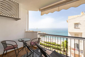 Stylish apartment with sea view